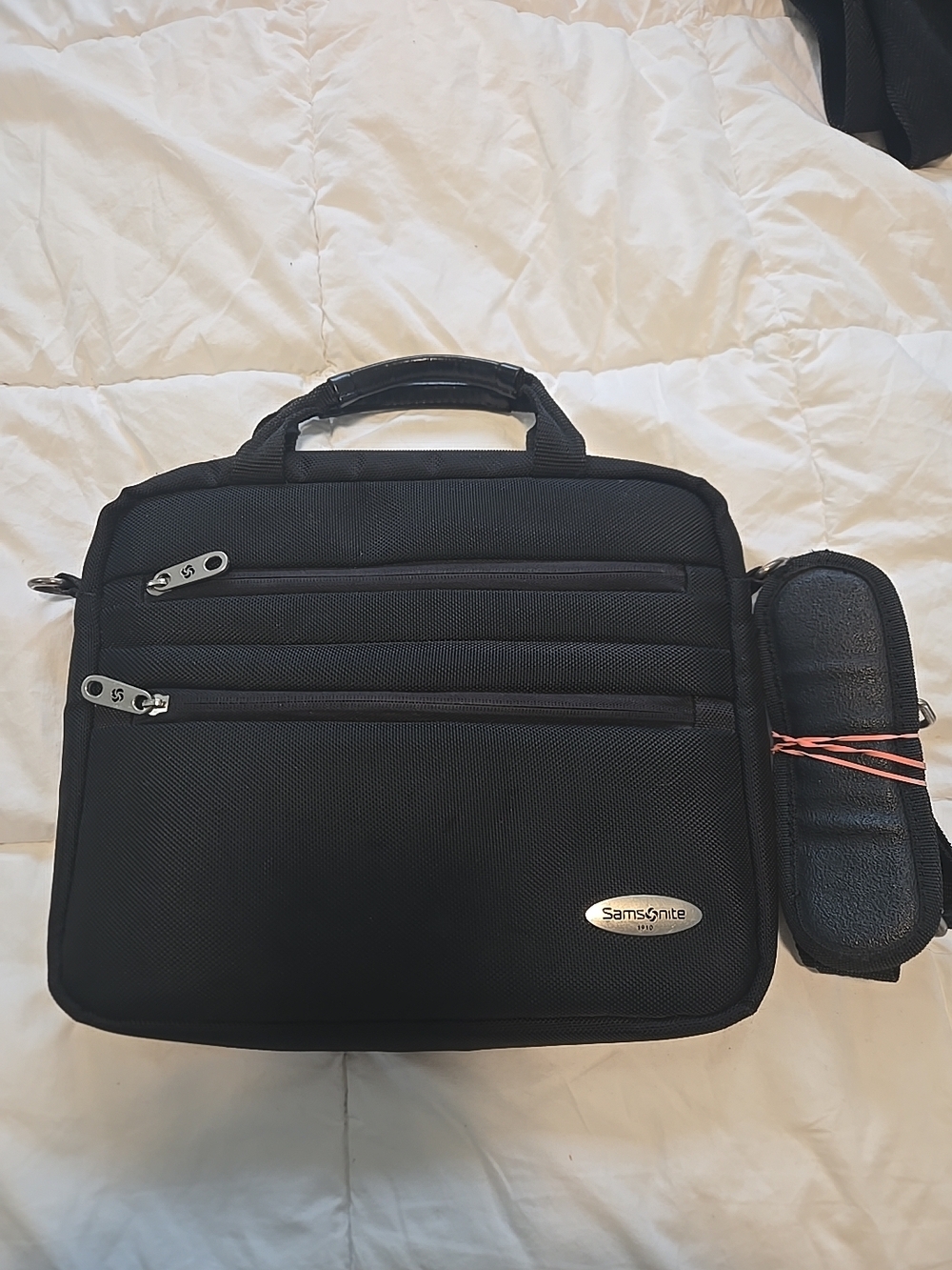 Samsonite Black Men's Laptop Briefcase with Front Zip Pockets0508